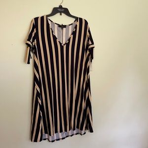 Vibe Sportswear dress. Size Xl tags on never worn